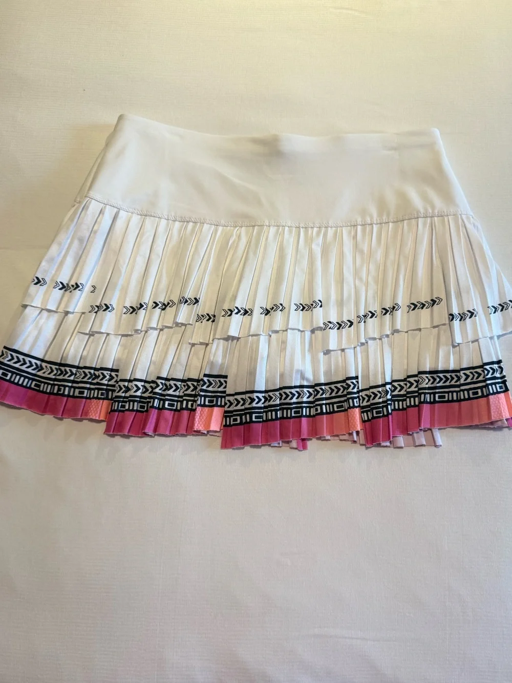 Lucky in Love Pleated White Skort with Pink Accent Size Small 4-6